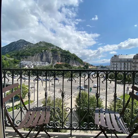Apartment Le Telepherique, Vue Bastille, 6 Pers, 300 M Gare Grenoble