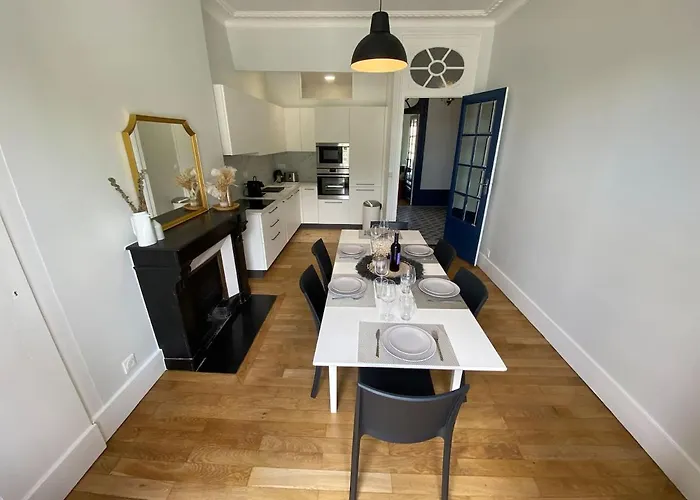 Le Téléphérique, Vue Bastille, 6 Pers, 300 M Gare *